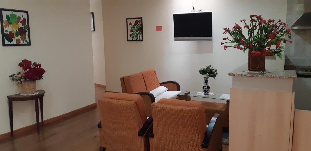 Residencialusobrasileira Hotell Leça da Palmeira Exteriör bild