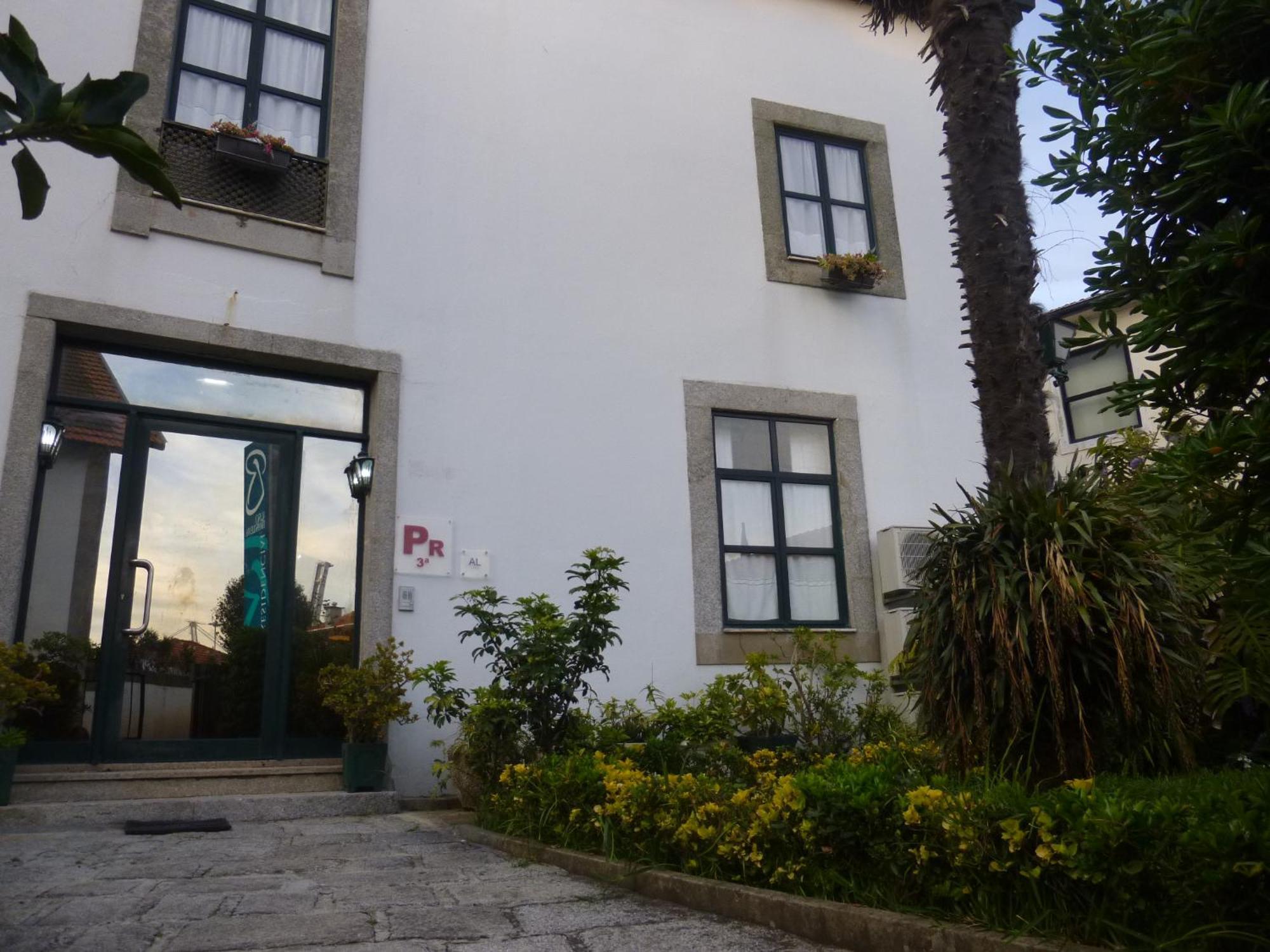 Residencialusobrasileira Hotell Leça da Palmeira Exteriör bild